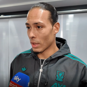 Φαν Ντάικ για το δράμα Σαλάχ - Σλοτ: «Δεν είμαι εγώ αυτός που θα πει ποιος πρέπει να ζητήσει συγγνώμη»