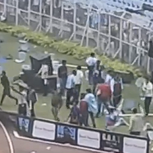 Σκηνές χάους στην περιοδεία του Μέσι στην Ινδία (video)