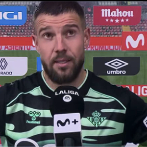 «Πήγαινε να βάψεις τα νύχια σου» - Σκληρή ομοφοβική επίθεση σε παίκτη της Μπέτις (video)