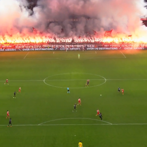 Συμβαίνουν και στις... καλύτερες οικογένειες: Άναψαν καπνογόνα οι οπαδοί της Μπάγερν (video)