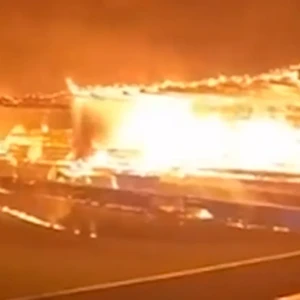 Δεν το πήραν και πολύ ψύχραιμα - Η Χάκα υποβιβάστηκε και οι φίλαθλοι έκαψαν το γήπεδο (video)