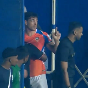 Απίστευτο σκηνικό: Πρώην παίκτης του Βόλου αποβλήθηκε λόγω του... εσωρούχου του