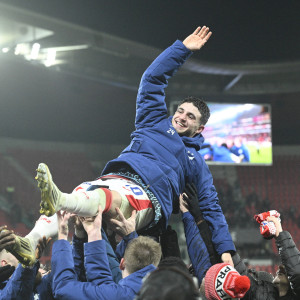 Στιγμές αποθέωσης για τον Ζαφείρη στο τελευταίο του παιχνίδι με τη Σλάβια Πράγας (video)