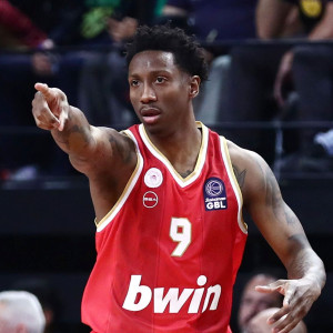 Πολύ κοντά στην Εφές ο Λι - Ολοκληρώνεται το deal με τον Ολυμπιακό