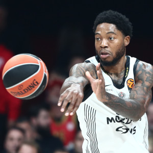 Αυτό είναι το συμβόλαιο του Ταϊρίκ Τζόουνς με την Παρτίζαν - Πότε ολοκληρώνεται