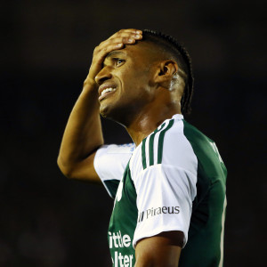 Ο Παναθηναϊκός παίρνει… μέτρα για Τετέ - Η αντίδραση για τη φωτό με την φανέλα της Γκρέμιο