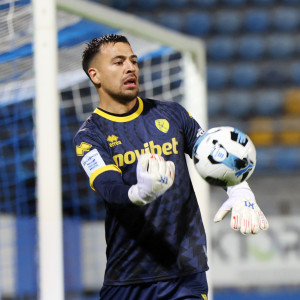 Στην Αθήνα για τον Παναθηναϊκό ο Τσάβες - Περνάει εξετάσεις, πότε ανακοινώνεται