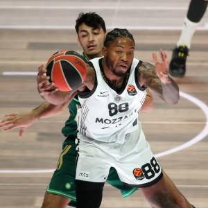 Νέο ρεπορτάζ στη Σερβία: «Ο Ταϊρίκ Τζόουνς θέλει Ολυμπιακό»