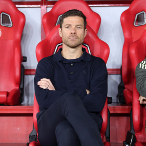 Ανάμεσα σε Πελεγκρίνι και Μπενίτεθ στην ιστορία της Ρεάλ ο Αλόνσο - Το μέλλον του θα κριθεί στο Super Cup