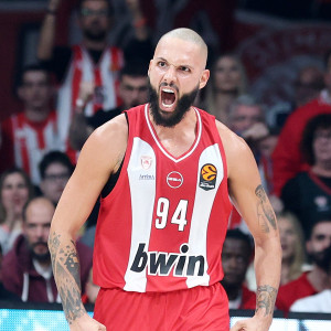 Ο λόγος που ο Φουρνιέ απάντησε «Κάτσε ήσυχος» σε φίλαθλο του Χ