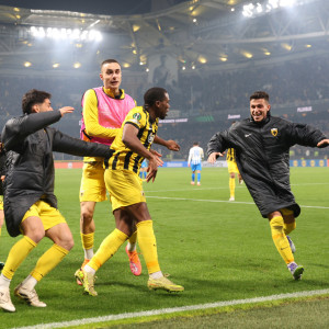 Το ξέσπασμα στην ανατροπή και το πάρτι στα αποδυτήρια: Η παρακάμερα του ΑΕΚ-Κραϊόβα (video)