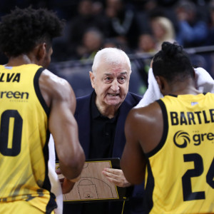 «Τρέχει» για μεταγραφή η ΑΕΚ