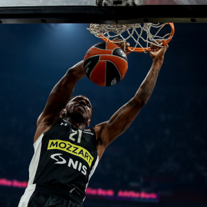 Άμεσα στην Ελλάδα ο Νάναλι - Πότε υπολογίζεται το ντεμπούτο με ΑΕΚ