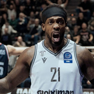 «Καλημέρα, μελομακάρονα»: Το απολαυστικό βίντεο του ΠΑΟΚ με ευχές σε τρεις γλώσσες!