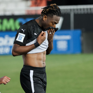 Ισέκα για την επιστροφή του στον ΟΦΗ: «Όταν φύγαμε από την Κρήτη η σύζυγος μου έκλαιγε»