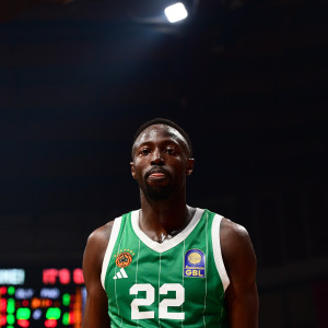 Απρόοπτο με Γκραντ, εκτός ο Σαμοντούροφ για το ντέρμπι