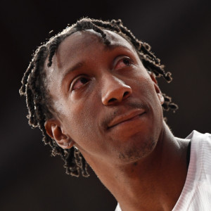 Στην Εφές και επίσημα ο Σέιμπεν Λι - Πιάνει δουλειά και παίζει με Ερυθρό Αστέρα