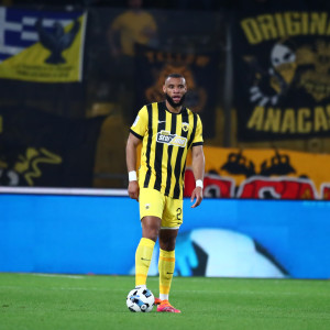 Εκτός αποστολής ο Μουκουντί - Με 19 παίκτες διαθέσιμους η ΑΕΚ κόντρα στην Κραϊόβα