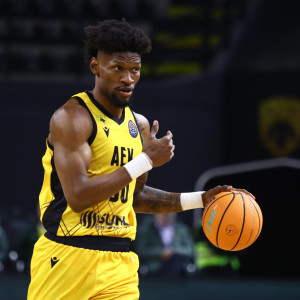 Ταξιδεύει για Κωνσταντινούπολη ο Σίλβα - Τελειώνει η μεταγραφή στη Φενέρ