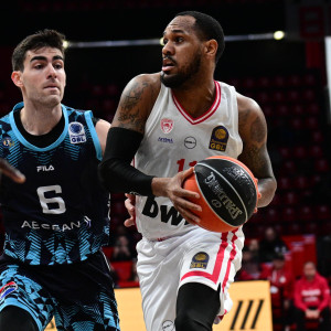 Το πρώτο καλάθι του Μόρις με τη φανέλα του Ολυμπιακού (video)