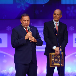 Τιμητική διάκριση του ΠΣΑΤ στους αδερφούς Αγγελόπουλους: «Στόχος μας το μεγαλείο του Ολυμπιακού»