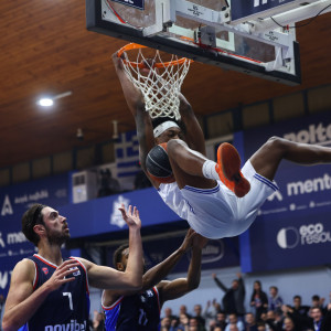 Καταιγιστικός Ηρακλής στο ημίχρονο κόντρα στον Πανιώνιο που έχει σκοράρει μόλις 22 πόντους!