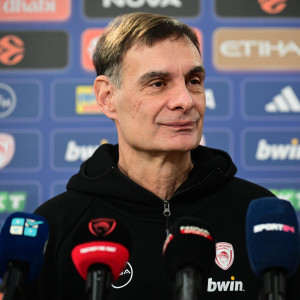 Μπαρτζώκας: "Όταν ήρθαμε στον Ολυμπιακό πριν χρόνια έμοιαζε μακρινό όνειρο να είναι τόσο καλές οι ομάδες"