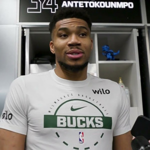 Αντετοκούνμπο: «Ως ηγέτης πρέπει να είμαι καλύτερος»