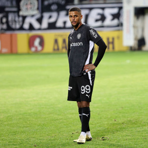 Πρώτες χειμερινές μεταγραφές του Βόλου οι Ντέρεκ Αγιάκουα, Λιρόι Αμπάντα