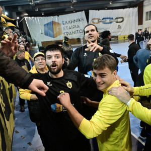 Ο Αραμπατζής «λύτρωσε» την ΑΕΚ και την έστειλε στα ημιτελικά του Κυπέλλου (videos)