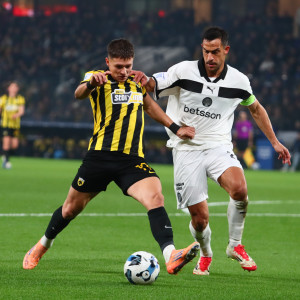 Η βαθμολογία της Super League μετά τις νίκες της ΑΕΚ και του ΠΑΟΚ