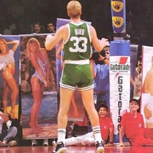 Ο... αχάμπαρος Λάρι Μπερντ - Ο ευφάνταστος τρόπος που προσπάθησαν οι φίλοι των Κλίπερς να αποσυντονίσουν τον θρύλο του NBA (photo)