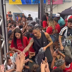 Δεν ξεχνάει τις ρίζες του ο Ραφίνια - Η υπέροχη πρωτουβουλία του αστέρα της Μπαρτσελόνα στην γενέτειρά του