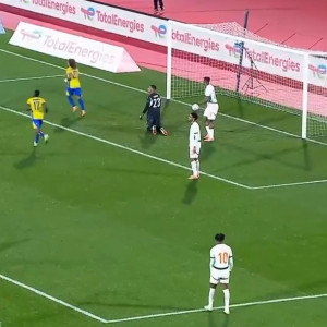 Οι αλλαγές έφεραν την ανατροπή πρωτιάς για την Ακτή Ελεφαντοστού - Λάθη του Λαφόν