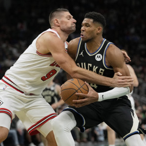 Βούτσεβιτς για Γιάννη: «Είχε νεύρα γιατί οι Μπουλς δεν τον θέλουν με ανταλλαγή»