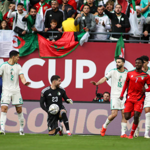 Εντυπωσιάζει ο γιος του Ζιντάν με την εθνική Αλγεριας (video)