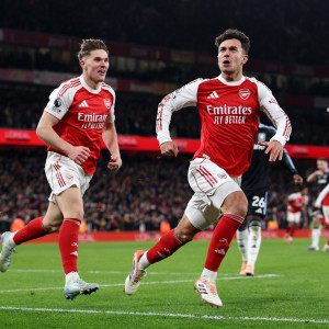 Και τώρα... πιάστε την: Η Άρσεναλ έκανε «τέσσερις χαψιές» την Άστον Βίλα και προελαύνει!