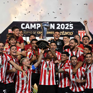 Υπερπρωταθλήτρια Αργεντινής με μυθική ανατροπάρα η αλύγιστη Εστουδιάντες!