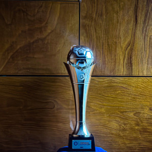 Αυτό είναι το βαρύτιμο τρόπαιο του Super Cup - Πόσο ζυγίζει