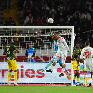 Ηρωικό Μάλι, απέκλεισε την Τυνησία στα πέναλτι, παίζοντας με 10 από το 26'!