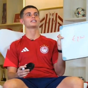 Το χιουμοριστικό challenge με Μουζακίτη και Μπότη: Ο εξυπνότερος, ο ομορφότερος και ο πιο… υπναράς (video)