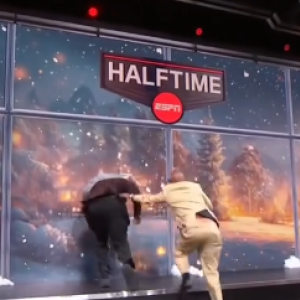 Έπος: Ο Σακίλ Ο'Νιλ πέρασε μέσα από τοίχο (video)