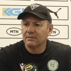 Οι Κομόρες έχουν... οδηγό την εθνική μας: «Έδειξα στους παίκτες μου την Ελλάδα του 2004 - Θέλουμε αυτή την τρέλα»