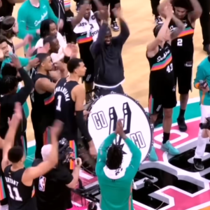 Ο Γουεμπανιαμά ενέπνευσε τους φίλους των Σπερς: Η νέα παράδοση που θυμίζει... Ευρώπη (video)