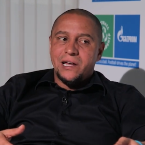 Εσπευσμένα στο νοσοκομείο με πρόβλημα στην καρδιά ο Ρομπέρτο Κάρλος - Έκανε χειρουργείο