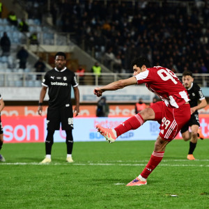 Με πέναλτι του Ταρέμι ο Ολυμπιακός σκόραρε απέναντι στον ΟΦΗ (video)