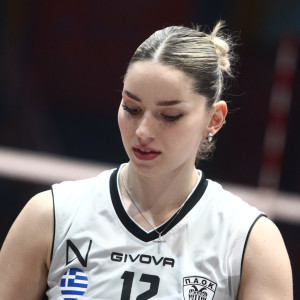 Αρμουτσή: «Δουλεύουμε πολύ, περιμένω μία πιο σταθερή και αποφασιστική ομάδα»