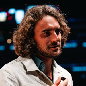 Ο Τσιτσιπάς είδε από κοντά αγώνα της EuroLeague στο Ντουμπάι (photo)