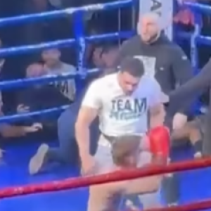 Σκηνές χάους: Ξυλοκόπησαν τον kickboxer Γιάννη Τσουκαλά μέσα στο ρίνγκ μετά τη νίκη στη Σερβία! (videos)