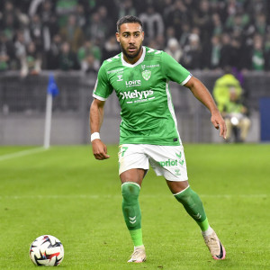 Η ΑΕΛ Novibet κλείνει τον Μασόν